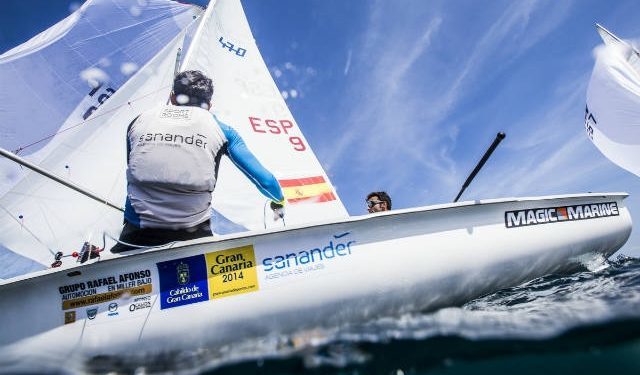 Onán Barreiros y Juan Curbelo pelearán por el bronce en la ‘medal race’ del Sofía Iberostar