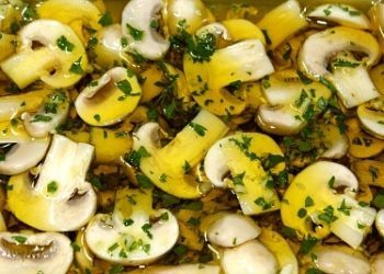 Champiñones en vinagre