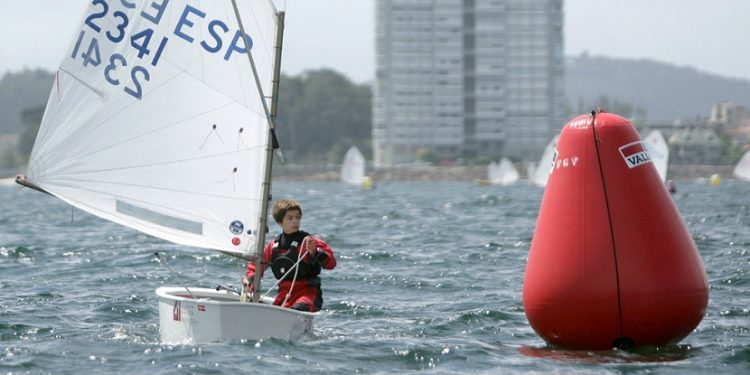 Alejandro Pérez-Canal se lleva el VIII Trofeo Granitos Ibéricos del Marítimo de Canido
