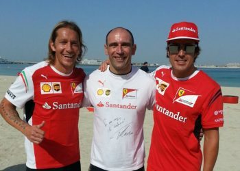 La puesta a punto viguesa de Fernando Alonso llega a Castrelos