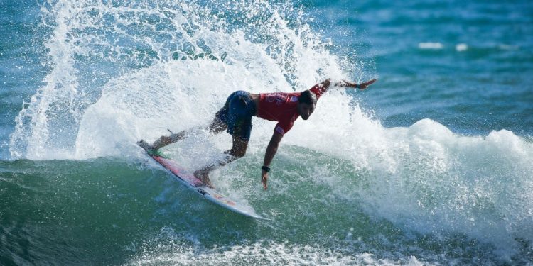 Tras dos jornadas, aumenta la tensión en el Martinique Surf Pro