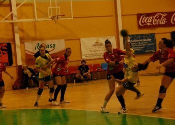 El Mecalia Guardés cae ante el Rocasa y se aleja del título