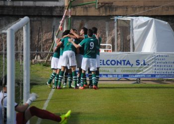 El Coruxo, a un paso de sellar su sexta temporada consecutiva en Segunda B