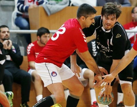 Cerillo, Borja Méndez y Lloria serán baja ante el Barakaldo