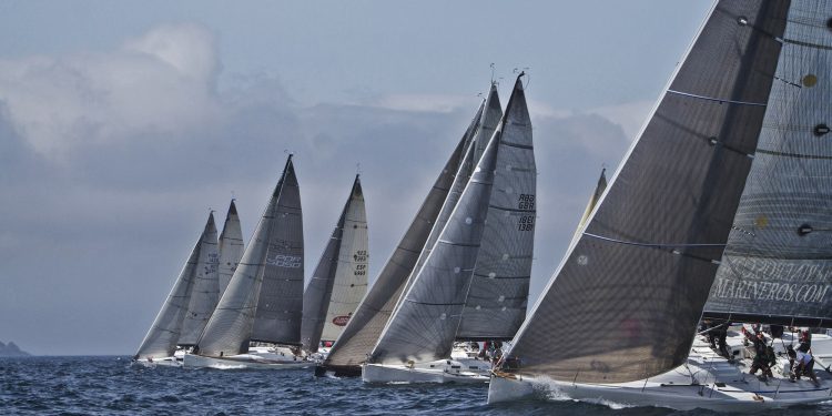 El Trofeo Turismo Rías Baixas abre la temporada de grandes regatas en Galicia