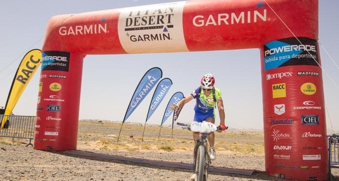 Óscar Pereiro acaba tercero la etapa y ya es sexto en la general