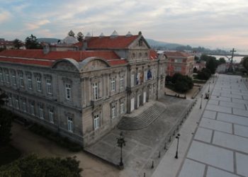Limpieza de basura en la Diputación y acusaciones de utilizar la «trituradora»