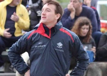 El técnico Alberto Mera abandona el Blusens