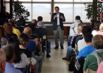 Trece colegios estrenan en junio un plan de tráfico