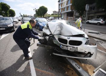 Cuatro heridos en Gran Vía tras ‘volar’ un vehículo a la salida del túnel