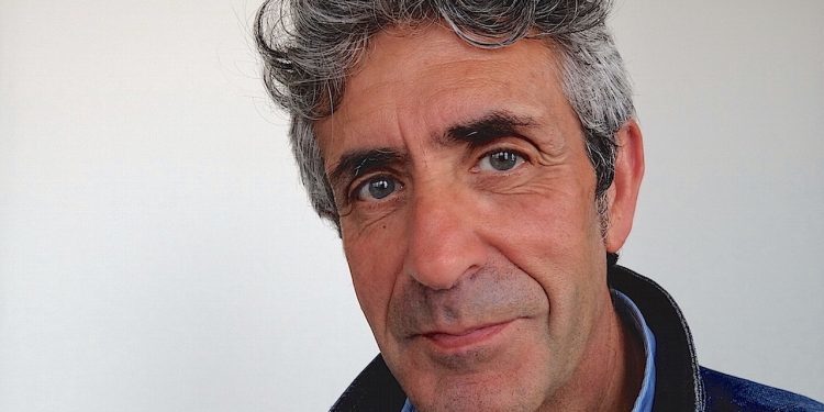 La vida a través del lápiz de Evaristo Pereira