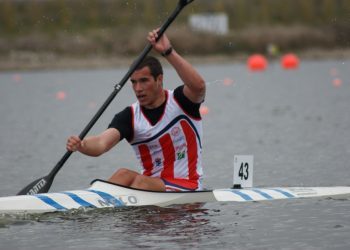 Carrera (Kayak Tudense) y Germade (Piragüismo Aldán), bronce en el Europeo