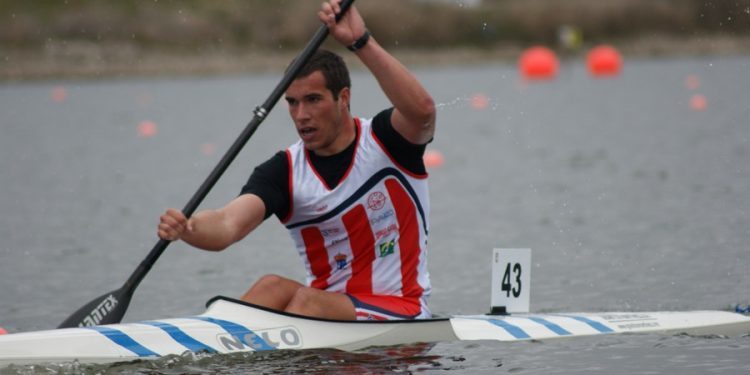 Carrera (Kayak Tudense) y Germade (Piragüismo Aldán), bronce en el Europeo