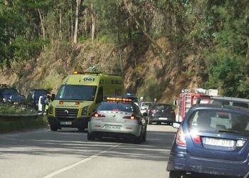 Herido grave un ciclista en Mos al chocar con un coche