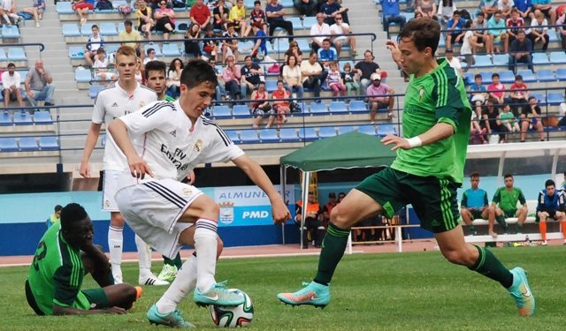 El Real Madrid y el árbitro acaban con el Celta juvenil