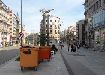 Contenedores que afean