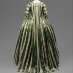 Bata del The Costume Institute del Metropolitan Museum of Art de Nueva York 2