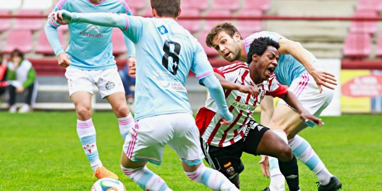 El Celta B despide la temporada en Luanco