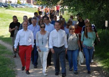 Caballero plantó 4.000 árboles y reclama el Lagares