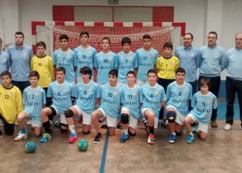 El Seis do Nadal masculino logra la única victoria viguesa en los sectores infantiles