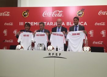 Del Bosque, sobre Mouriño: «Carlos es un señor dentro y fuera del campo»