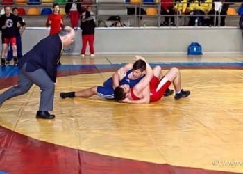 Un joven talento vigués para ayudar a los luchadores olímpicos