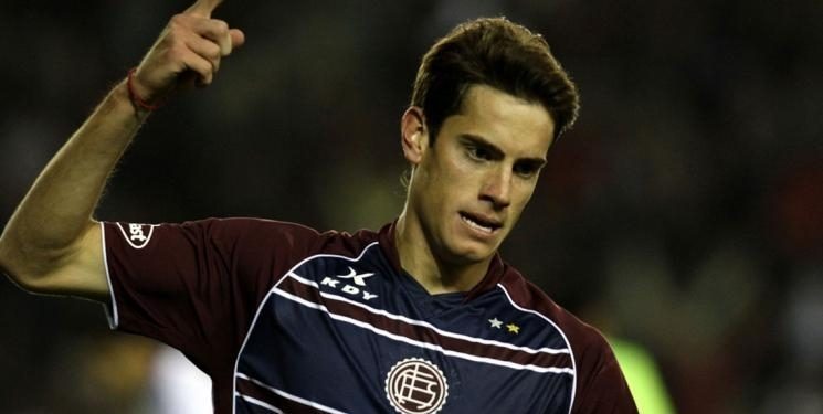 Melano: «Estamos esperando a que el Celta se acerque más a lo que quiere Lanús»