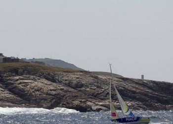 La flota de La Solitaire du Figaro recala en A Coruña por mal tiempo