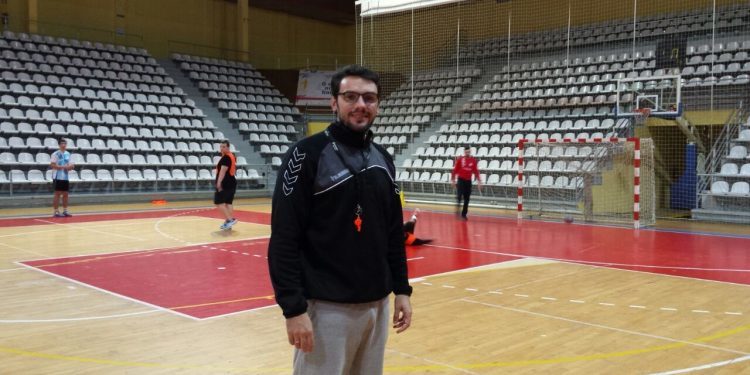 La tensa espera de Jabato: «Quiero seguir, pero no tengo noticias de nadie del club»