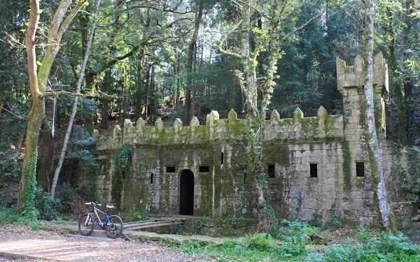Ruta en bici por Cangas… tierra de aquelarres y bosques encantados