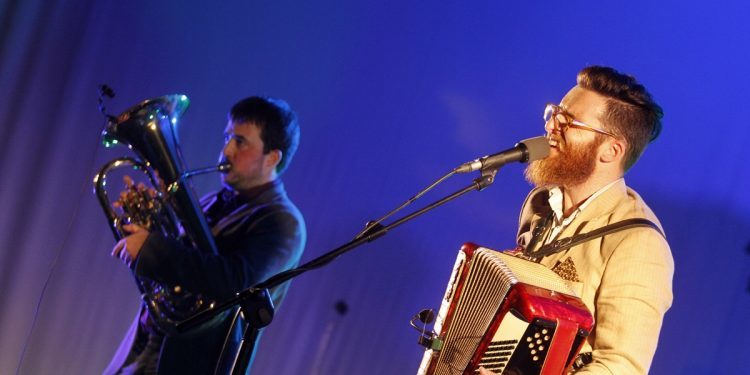 La música y el teatro en la Universidad atraen a 2.000 personas
