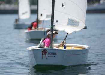 La Ría de Vigo navegó por la educación