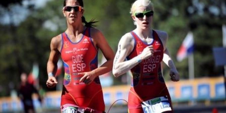 Gómez Noya e a viguesa Susana Rodríguez afrontan o test olímpico de Río