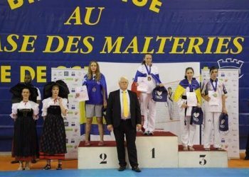 Tania Castiñeira, do Hebe de Moaña, logra o bronce no Europeo cadete