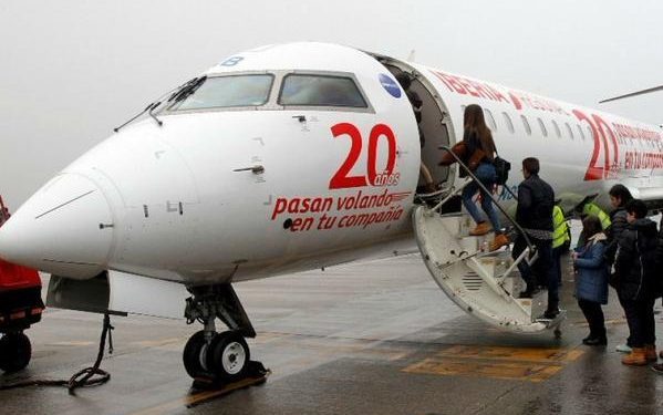 Iberia anuncia una rebaja de precios en la ruta Vigo-Madrid