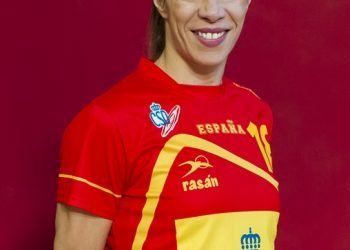 El adiós de una leyenda: se retira la viguesa Begoña Fernández