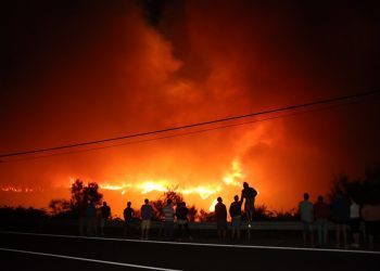Controlado el incendio forestal de Padrón tras arder 40 hectáreas