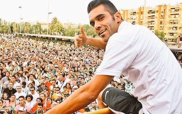 El redondelano Iago Bouzón ficha por el Nástic