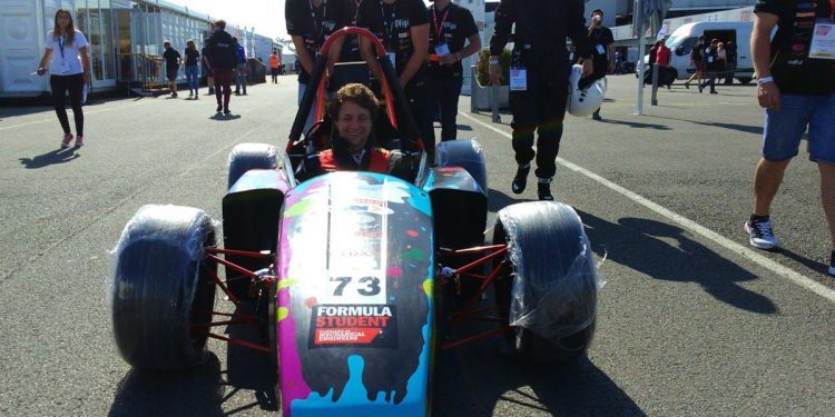 O monopraza vigués UM15 pon rumbo ao circuíto de Hockenheimring