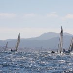 La flota acercndose a Carallones - Foto Rosana Calvo