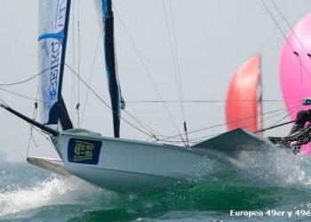 Los portugueses Lima y Costa líderes del Europeo 49er en Porto