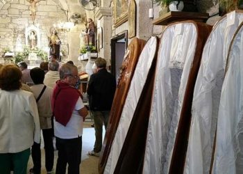 Cita multitudinaria con la procesión de los ataúdes