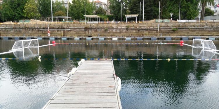 La dársena del Náutico, convertida en una cancha de waterpolo