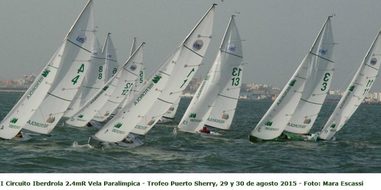 Antonio Maestre lidera el Trofeo Puerto Sherry 2.4mR del Circuito Iberdrola