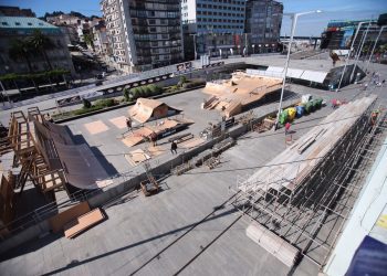 Actividad frenética para finalizar el montaje de O Marisquiño