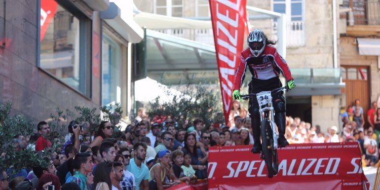 El vertiginoso descenso del Casco Vello en O Marisquiño
