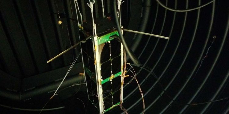 Cuenta atrás para el lanzamiento del tercer satélite vigués al espacio