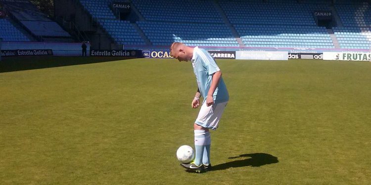 «El césped de Balaídos no se encuentra en un estado acorde con este equipo»
