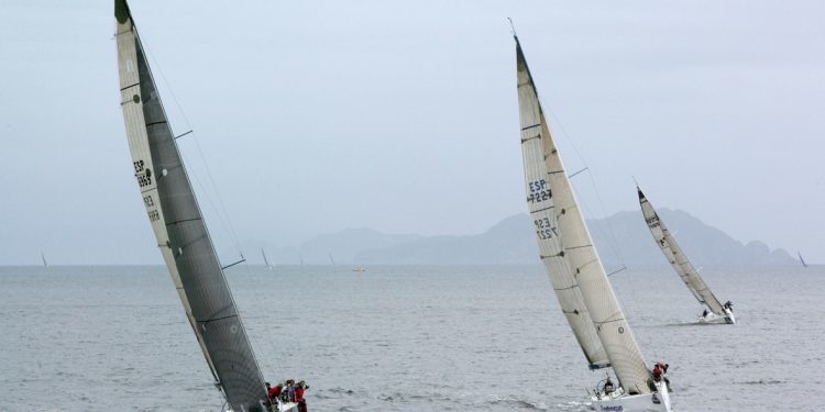 «Aceites Abril» y «Solventis» dan el primer zarpazo en el Rías