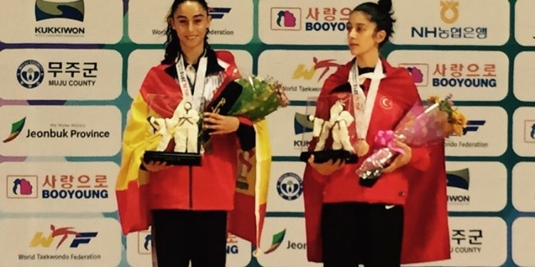 A moañesa Aitana Santomé, bronce no Campionato do Mundo cadete